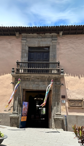 Fachada de la Casa de Eladia Machado antigua casa del Turista