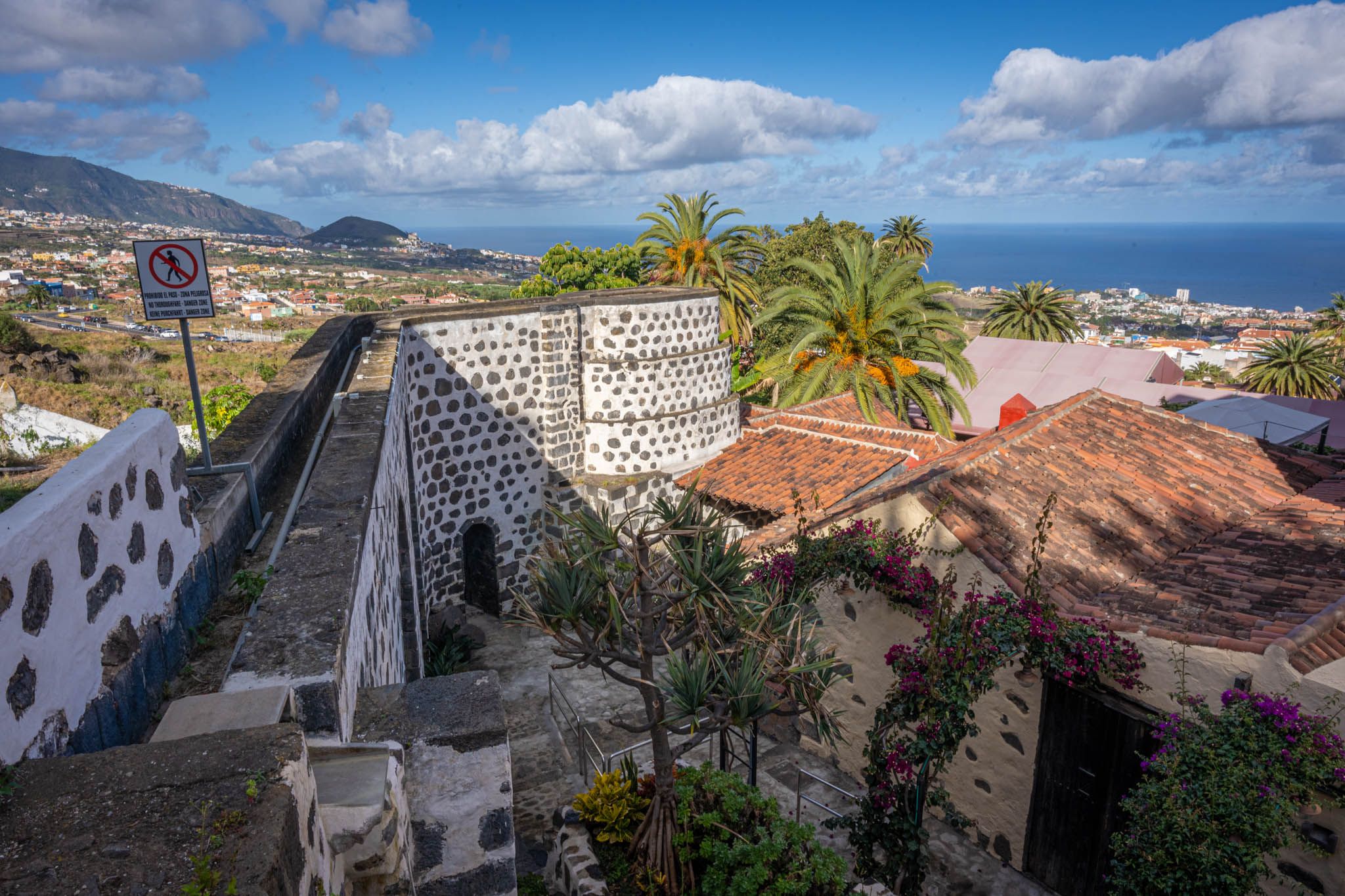 ARQUITECTURA DE UN MOLINO DE AGUA - MOLINO DEL HOYO