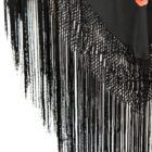 Mantón de Manila en negro con bordado en tonos suaves
